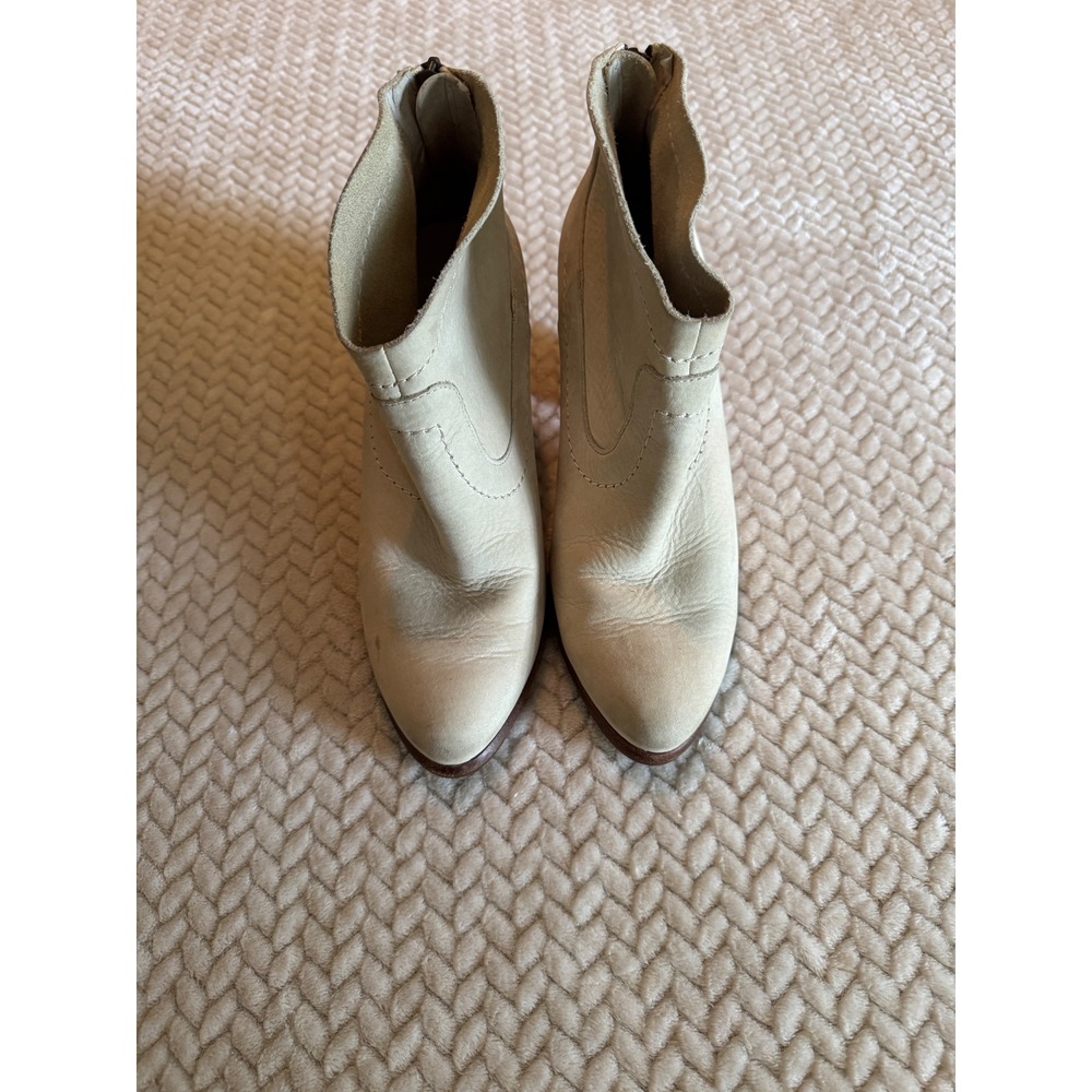 UGG Simmens Cream Leather Western Ankle Boots Back Zip Block Heel 1007076 Size 7